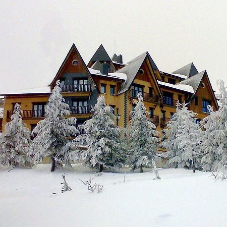 Apartamentos Boabdil Sierra Nevada Eksteriør billede