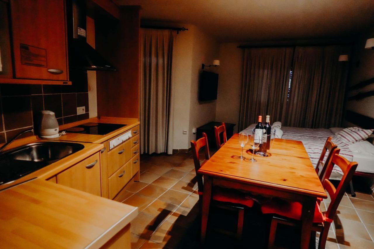Apartamentos Boabdil Sierra Nevada Eksteriør billede