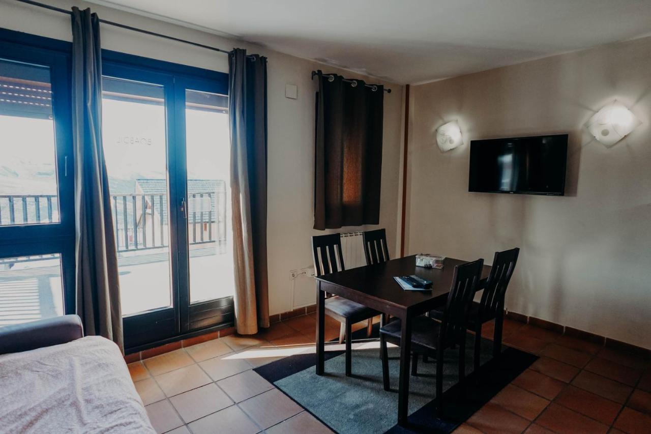 Apartamentos Boabdil Sierra Nevada Eksteriør billede