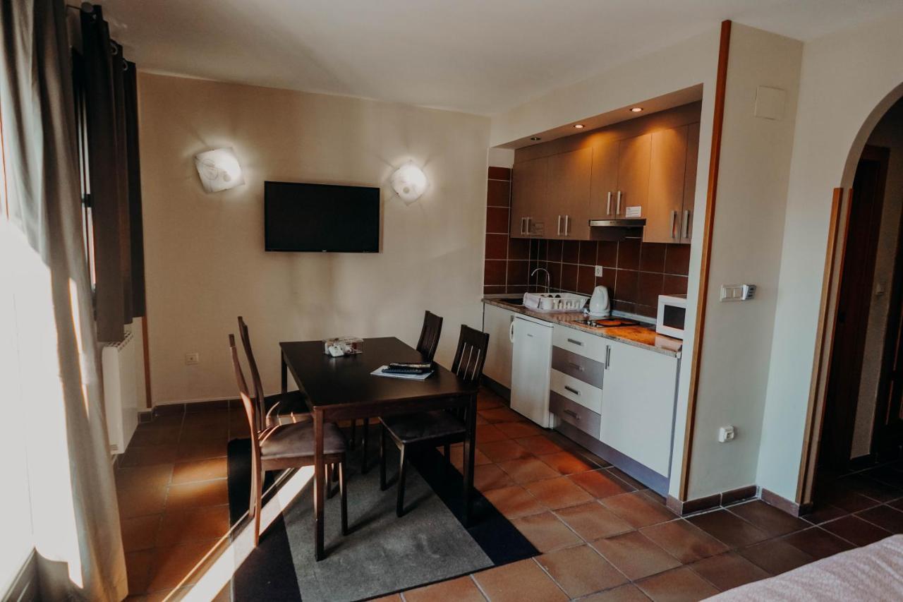 Apartamentos Boabdil Sierra Nevada Eksteriør billede