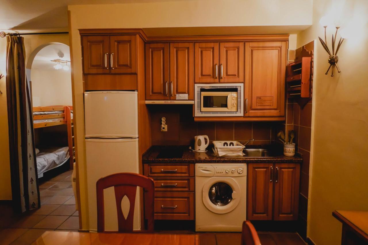 Apartamentos Boabdil Sierra Nevada Eksteriør billede