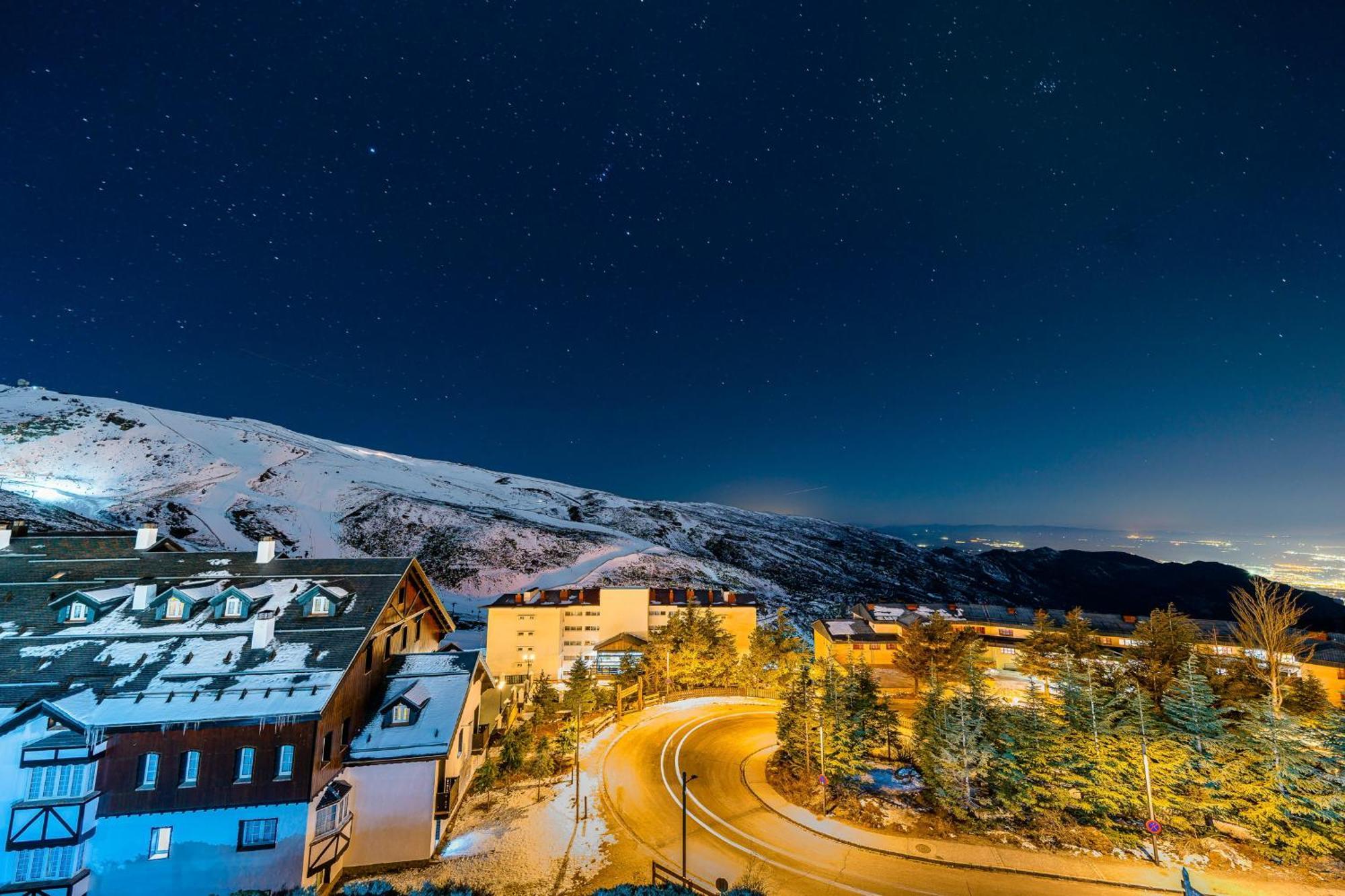 Apartamentos Boabdil Sierra Nevada Eksteriør billede