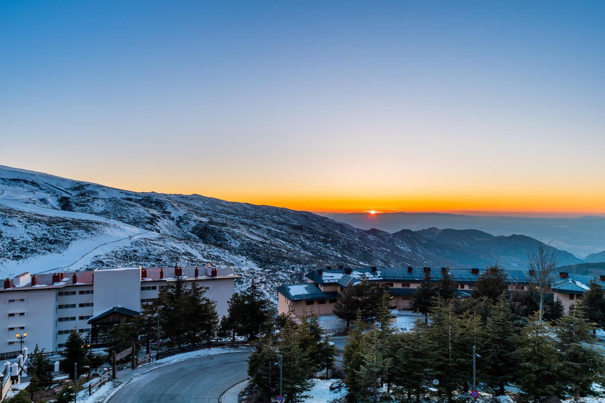 Apartamentos Boabdil Sierra Nevada Eksteriør billede